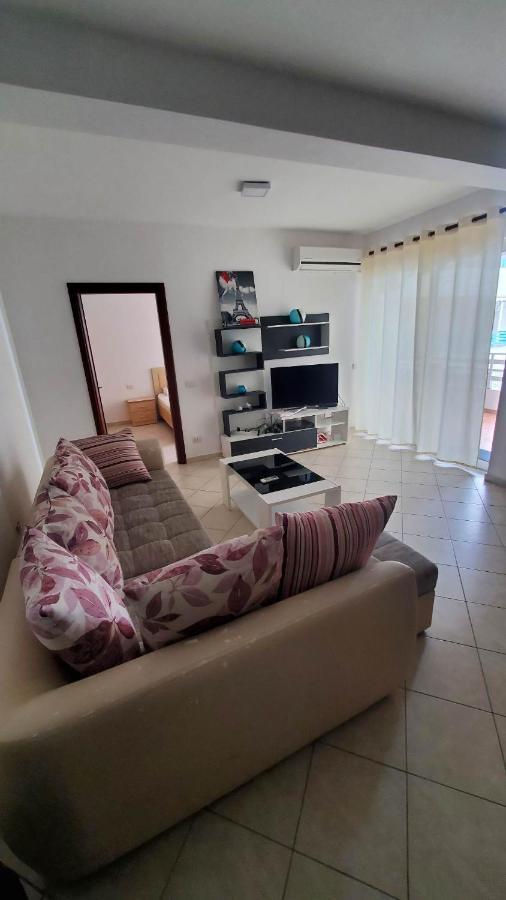 Sea View Apartments Saranda エクステリア 写真